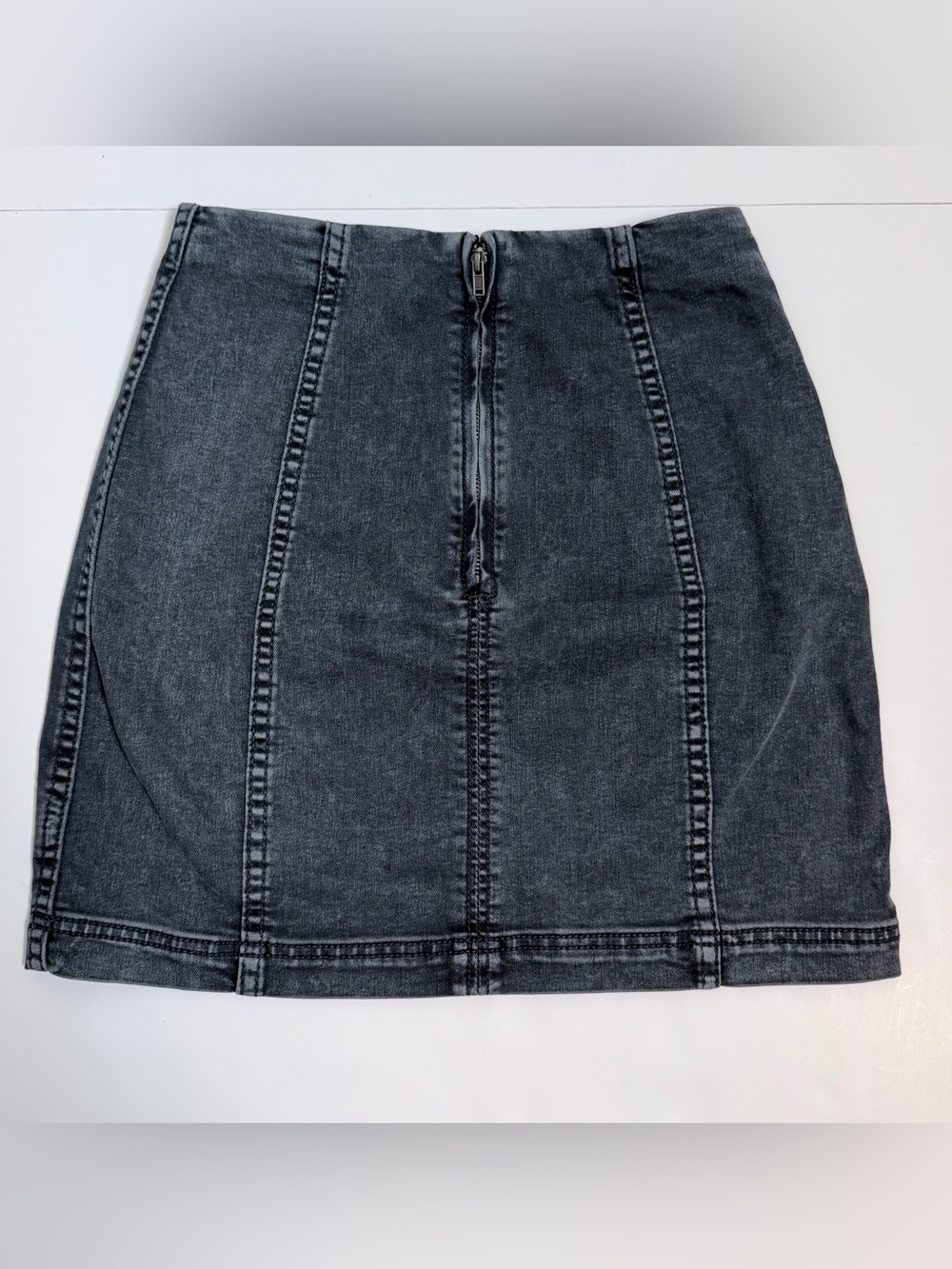Free People Modern Femme Dark Wash Denim Mini Skirt 4 Y2K Indie Sleaze - Picture 5 of 9